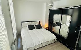 Charmante Appartement F2 Au Coeur De Paris 1Er